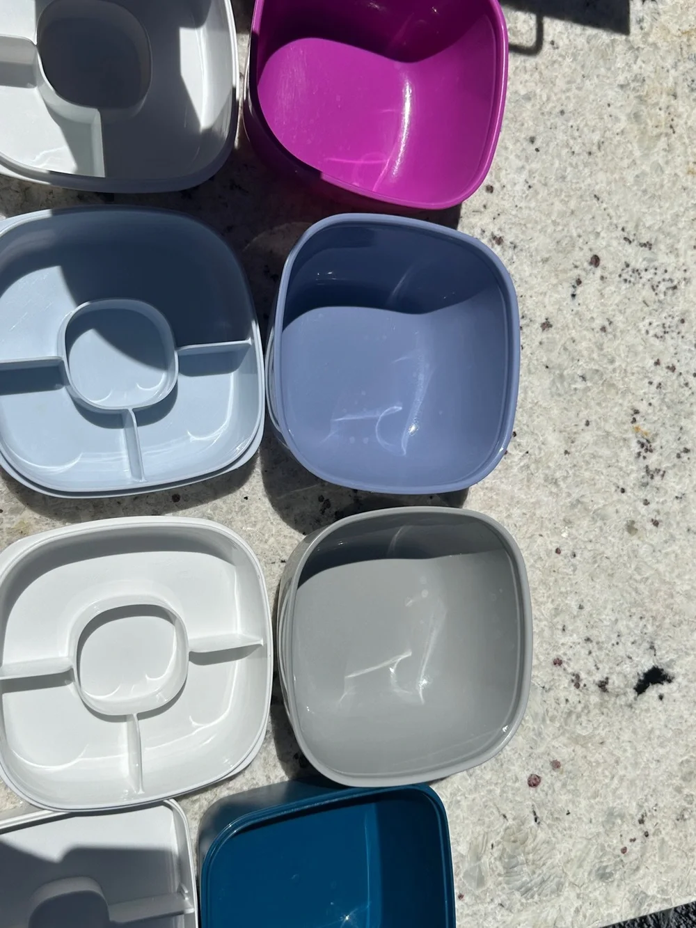 Set of 4 Plastic Food Storage Containers in Light Blue and Light Gray